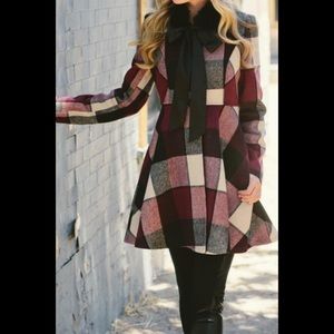 RYU Checkered Burgundy Coat: Vintage Style